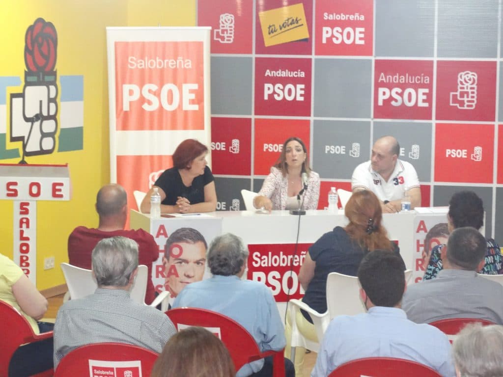 El PSOE de Salobreña hace un llamamiento a la movilización para «poner freno al desmantelamiento de los servicios públicos y la involución de los derechos sociales llevado a cabo por el PP»