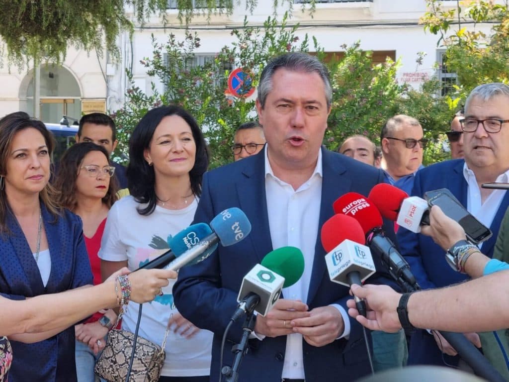 Espadas: «La ‘libretita’ de Bárcenas la conocemos bien y en ella aparecían nombres de candidatos» a presidir la Junta