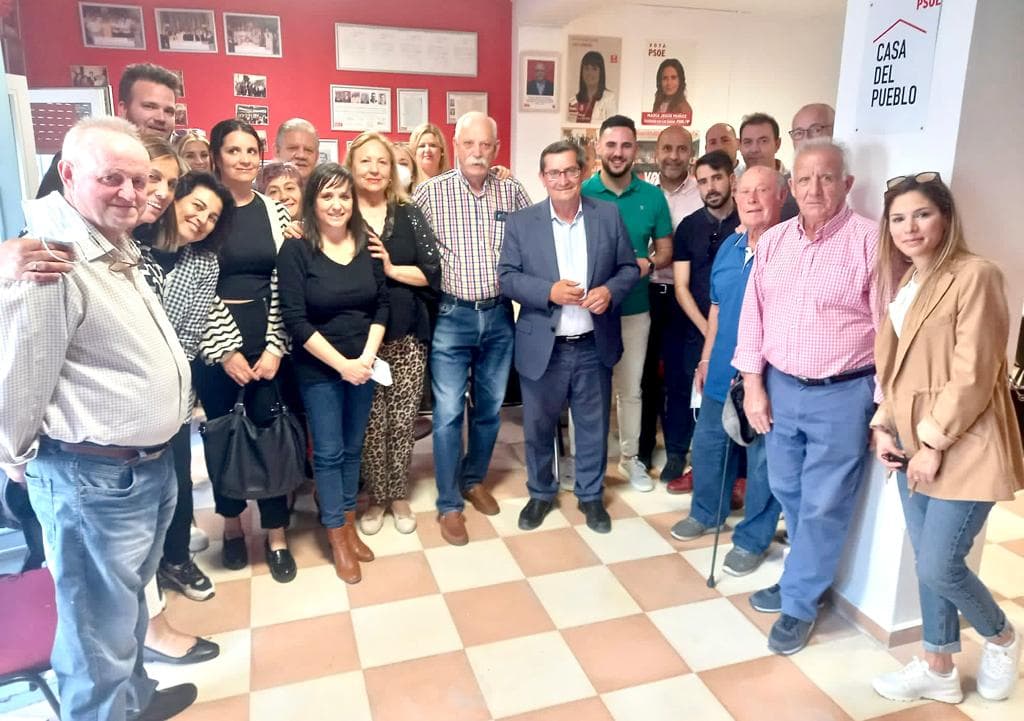 Entrena destaca el perfil municipalista de la candidatura socialista para el 19-J y lamenta que la Junta “no haya ayudado lo suficiente a los ayuntamientos”