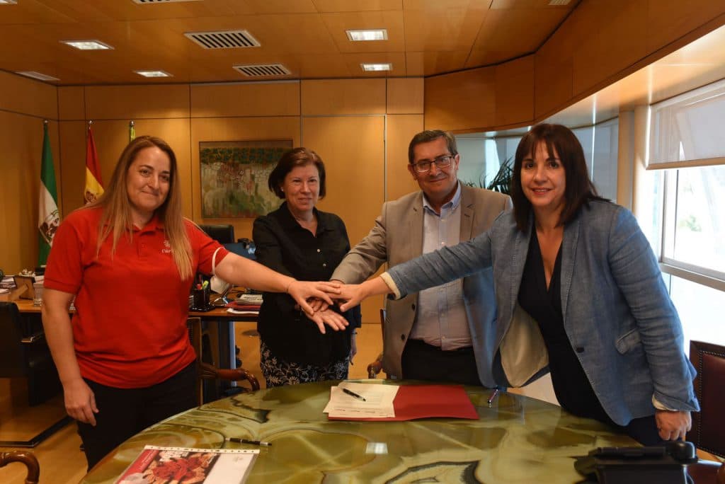 Diputación renueva sus acuerdos con Cáritas y Banco de Alimentos para la atención de personas vulnerables en la provincia
