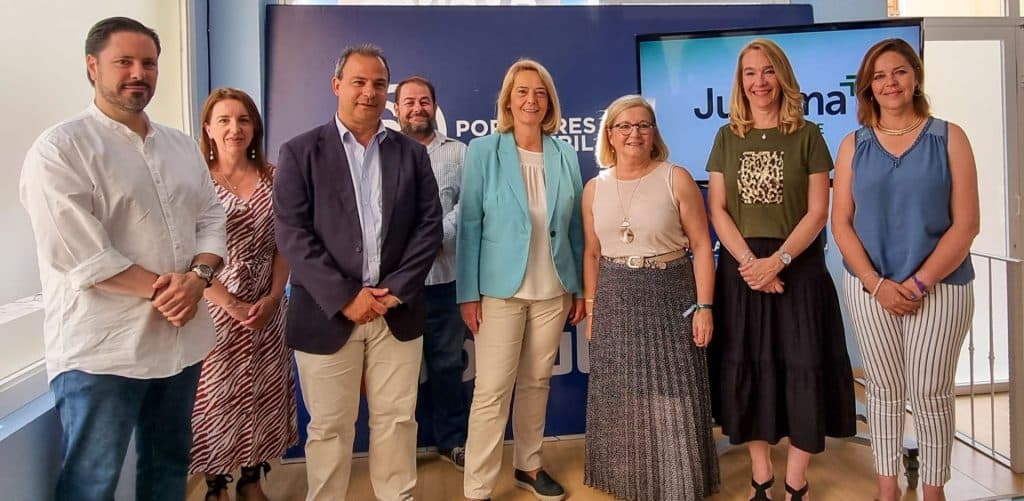 Inmaculada Torres subraya la mejora del sistema de dependencia que ha llevado a cabo el gobierno de Juanma Moreno con una inversión récord
