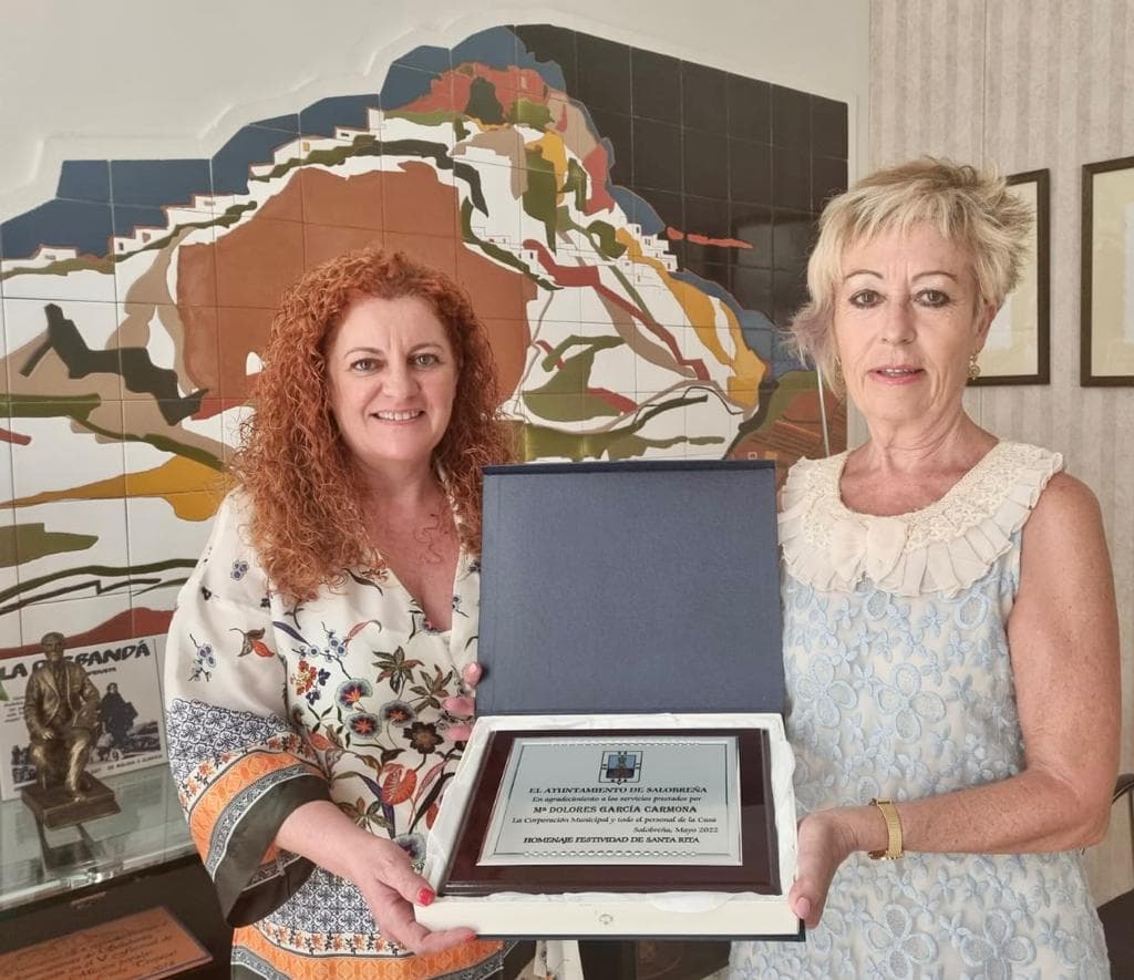 Se jubila Dolores García Carmona, la que fuese primera mujer Policía Local en la Villa