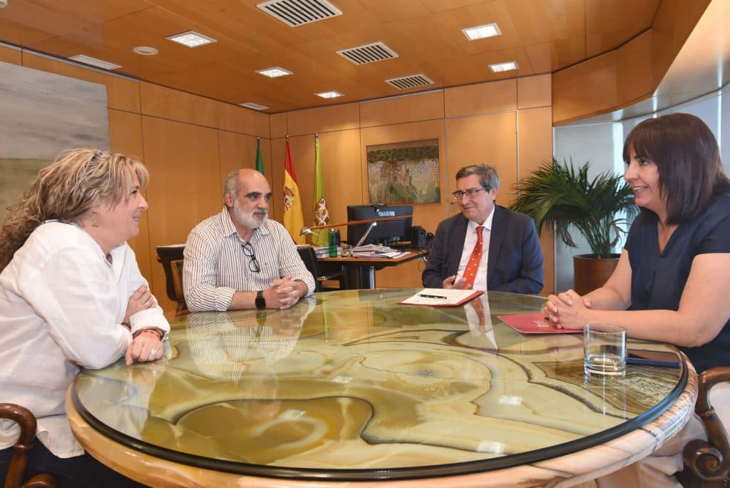 Más de un centenar de niños saharauis pasan el verano en Granada con el programa “Vacaciones en paz” de Diputación