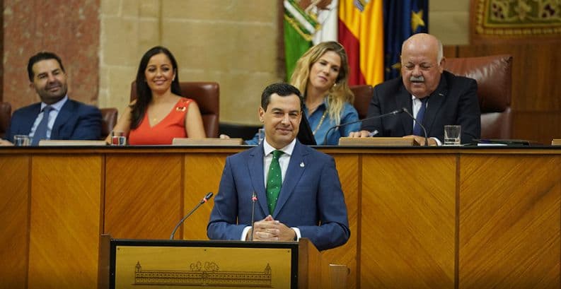 Juanma Moreno, investido presidente: «En Andalucía se respira un clima de serenidad y sensatez»