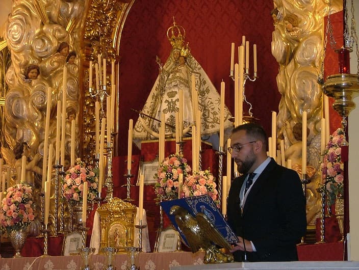 MOTRIL PREGONA A SU VIRGEN CORONADA