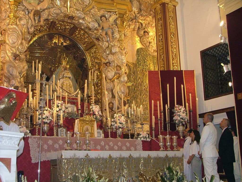 SOLEMEN FUNCIÓN PRINCIPAL DE INSTITUTO EN EL SANTUARIO DE LA PATRONA