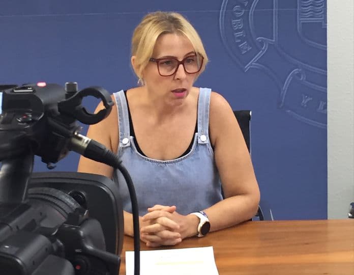 IU-Equo tiene intención de poner en conocimiento de los servicios técnicos del Instituto para la Calidad Turística Española «el incumplimiento de los requisitos del distintivo Q de calidad en las playas de Motril»