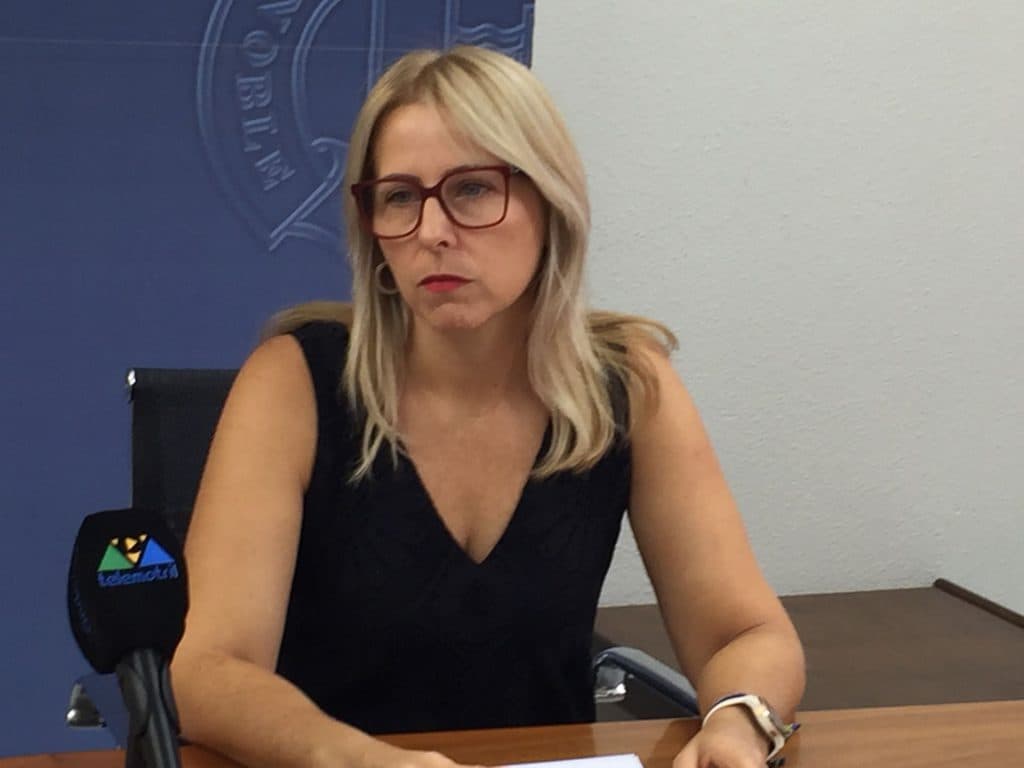 IU-Equo reclama ayudas económicas directas a las familias para la compra de material escolar