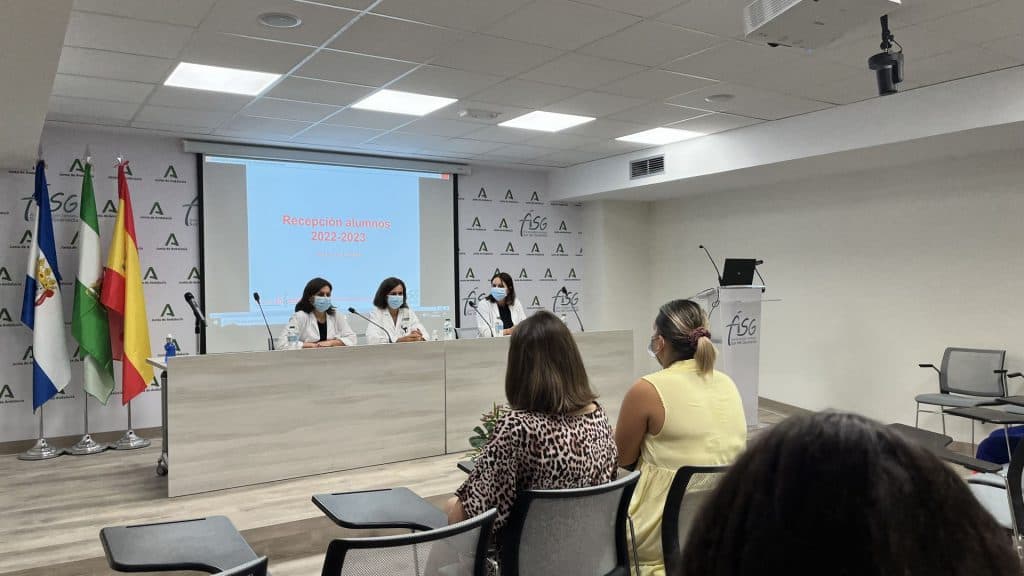 El AGS Sur de Granada recibe al alumnado que hará las prácticas de cuarto curso del grado de Enfermería