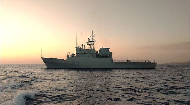 El patrullero de altura “Atalaya” realiza una operación de vigilancia y seguridad en espacios marítimos de soberanía nacional