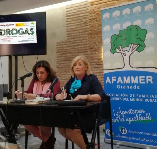 AFAMMER Andalucía está llevando a cabo en toda la Comunidad Autónoma Andaluza junto a la Fundación de Odontología Social, Luis Séiquer un nuevo proyecto denominado Empowerment in health for women