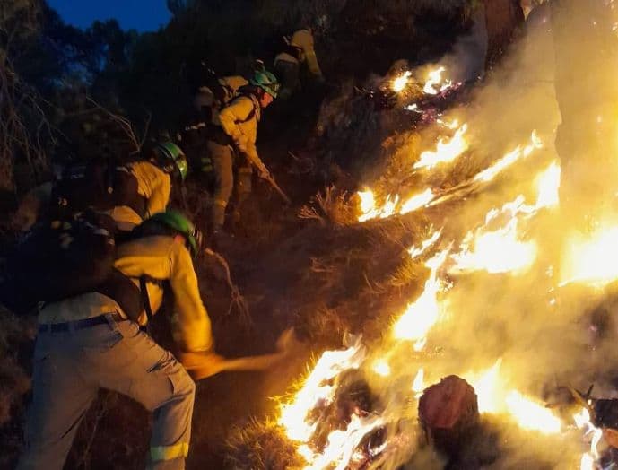 Incendio Los Guájares: se declara el nivel 1 por riesgo para la población
