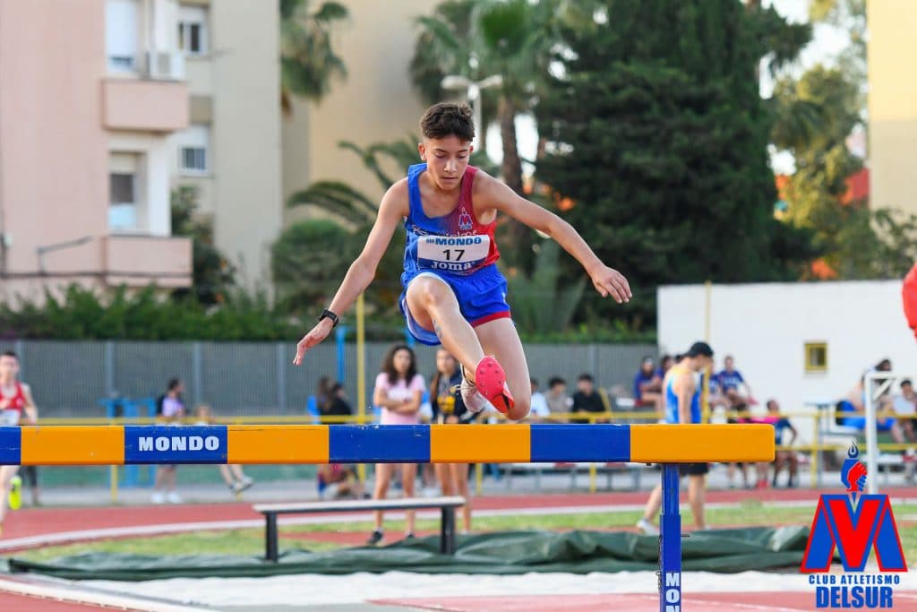 CLUB ATLETISMO DELSUR – COOPERATIVA LA PALMA: Tres atletas convocados para las jornadas de tecnificación de medio fondo y fondo en Málaga