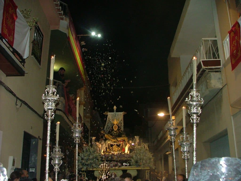 LA TRADICIÓN SE IMPONE EN MOTRIL