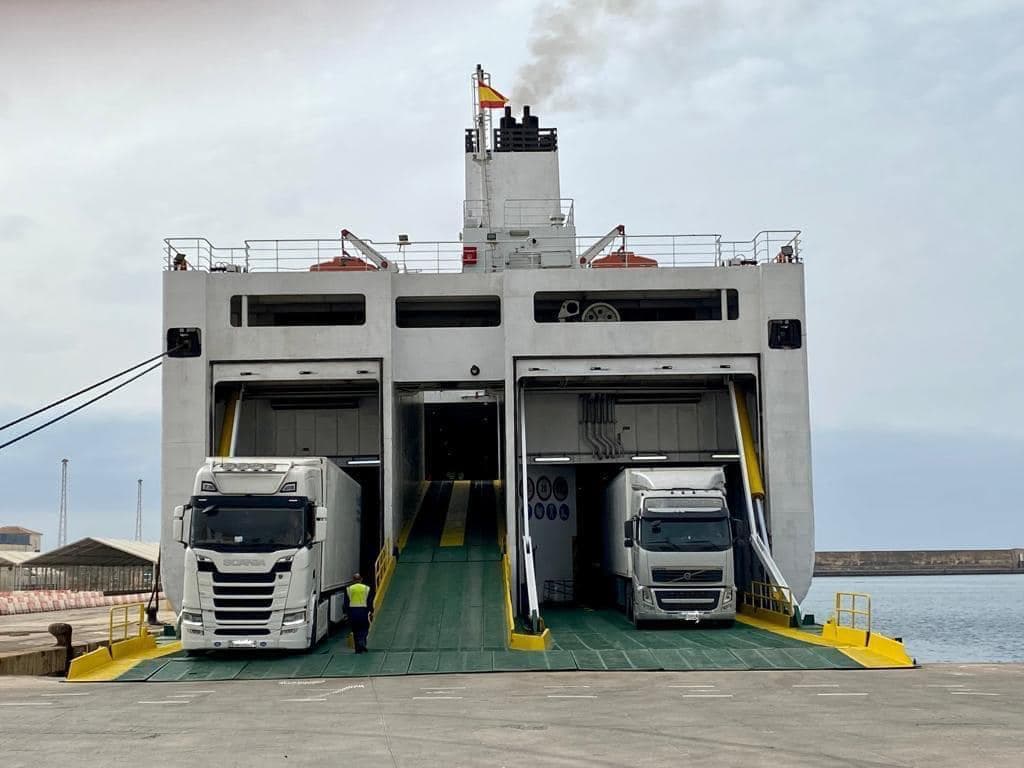 El Puerto marroquí de Al Hoceïma abre su primera ruta comercial, en este caso con el de Motril