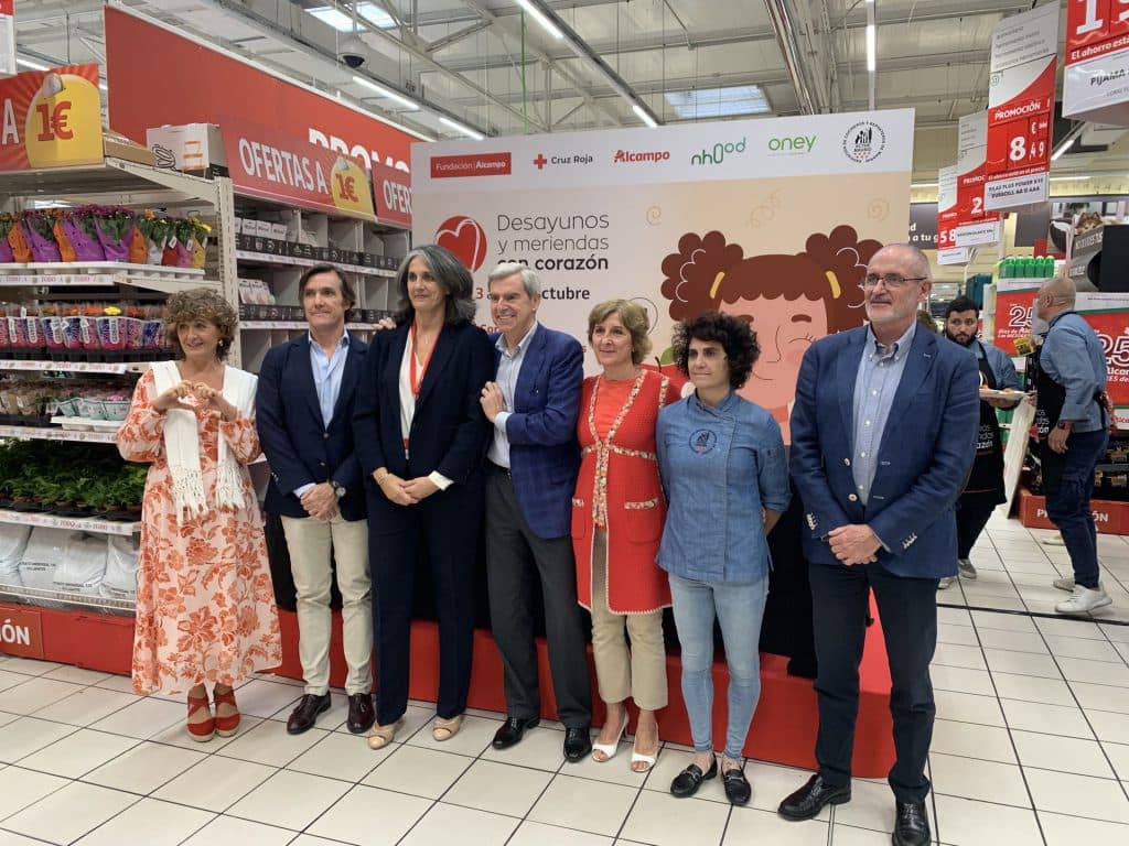 Desayunos y meriendas para niñas y niños vulnerables atendidos por Cruz Roja