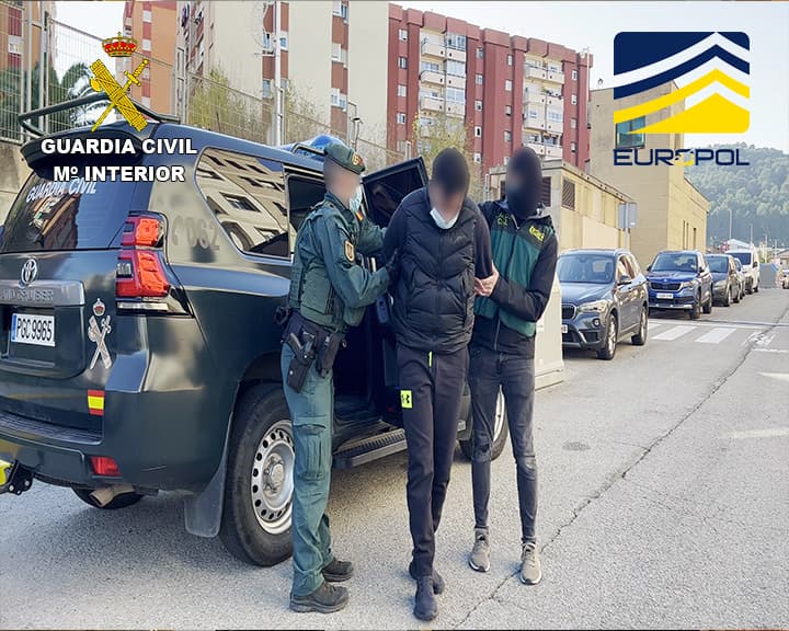Detenidas 10 personas pertenecientes al entramado criminal del mayor suministrador de hachís en España