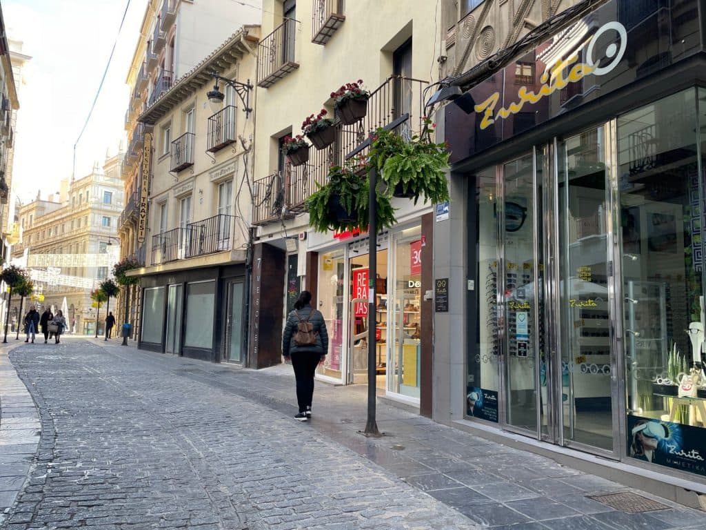 Diputación pone en marcha un plan para impulsar el comercio de cercanía en 10 municipios del área metropolitana