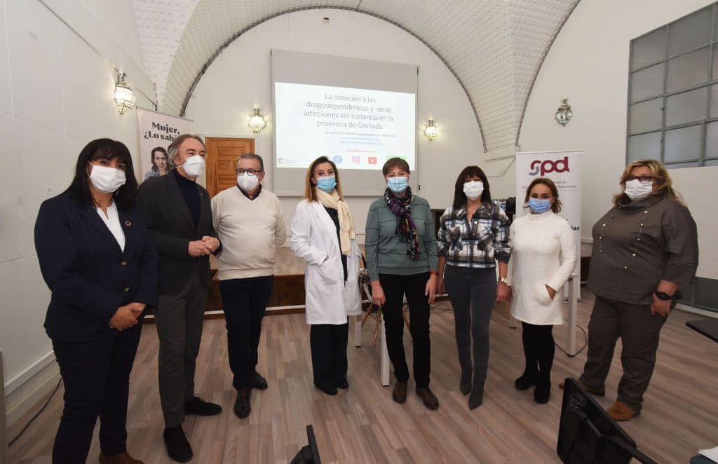 Diputación forma en materia de drogodependencias a 50 médicos residentes de atención primaria