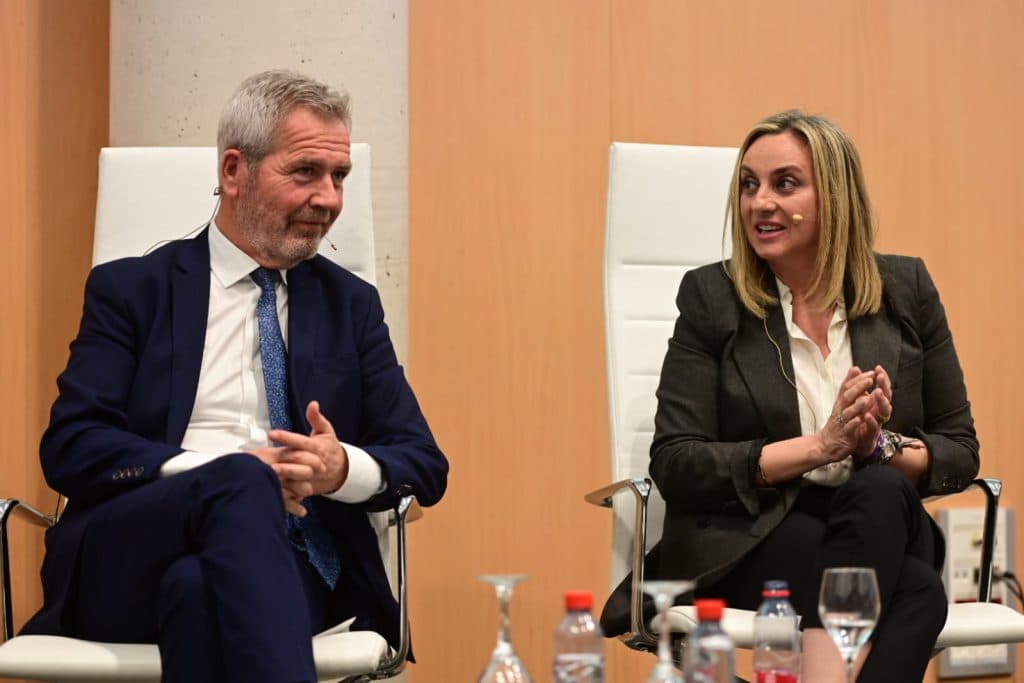 Marifrán Carazo: “Granada está en desventaja sin una conexión por tren con el Puerto de Motril”