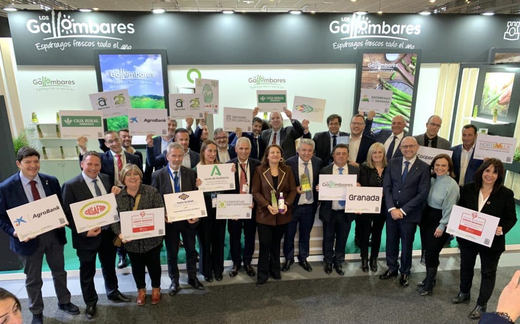 Las frutas y hortalizas de las cooperativas granadinas acaparan la atención en Fruit Logística 2023