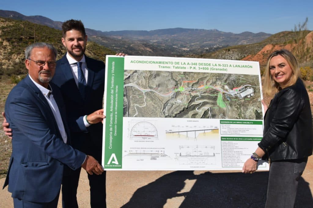 La Junta pone fin a «casi 20 años de espera» con el inicio de las obras del nuevo acceso a la Alpujarra
