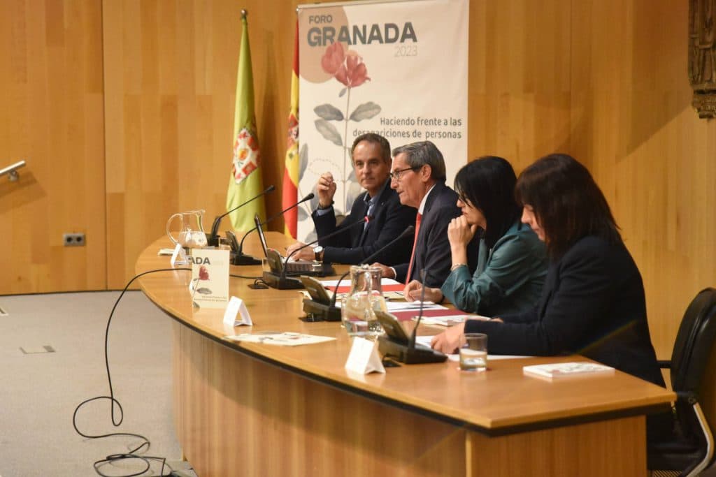 Diputación acoge un foro sobre desapariciones de personas