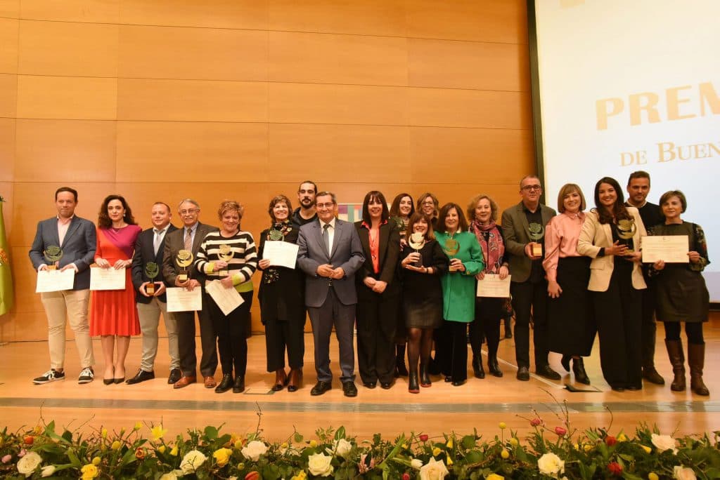 V Premios Social-Dipgra: reconocimiento de la Diputación a municipios, entidades y profesionales por su labor en el ámbito de los servicios sociales