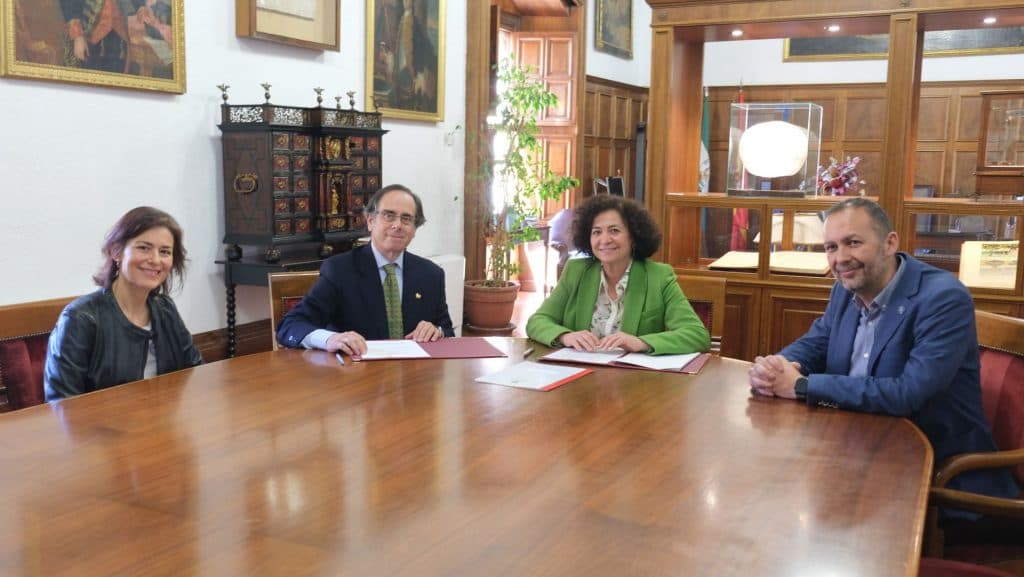 La Cámara de Comercio de Motril firma un protocolo de actuación junto a la Universidad de Granada