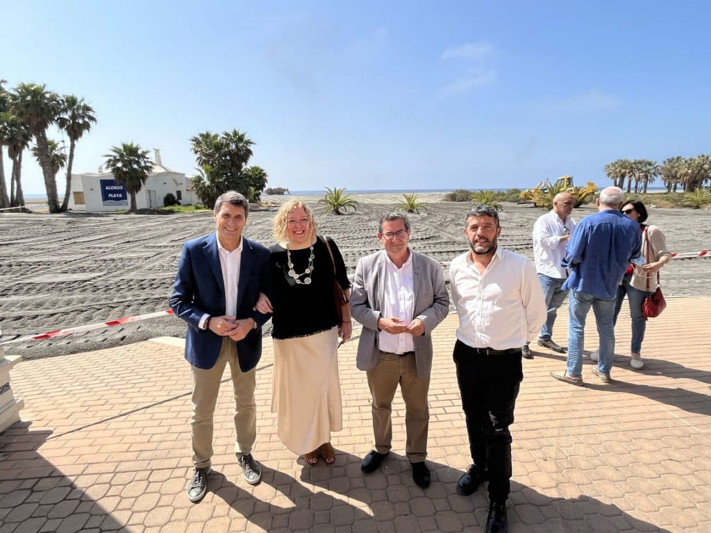 Flor Almón: «El anuncio de la declaración de impacto ambiental del espigón de Motril es una buena noticia, fruto del trabajo de mucha gente»
