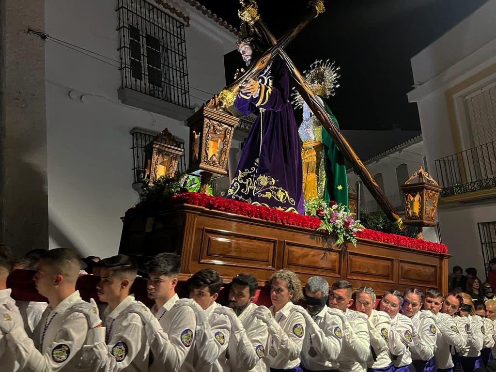 NAZARENO Y ESPERANZA PONEN CIERRE A UN BRILLANTE MIERCOLES SANTO EN SALOBREÑA