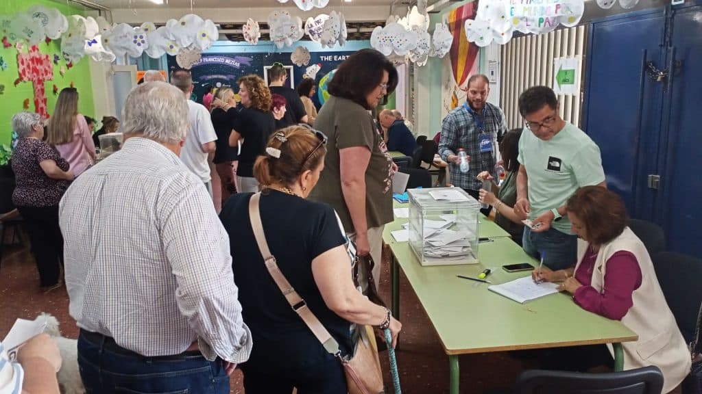 Participación a las 18:00 horas: Motril, Almuñécar y Salobreña siguen al alza en el número de votantes con relación a 2019