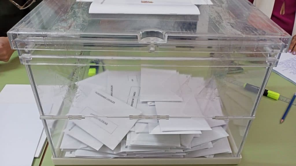 Escrutinio de votos en Motril, Almuñécar y Salobreña a las 22:00 horas
