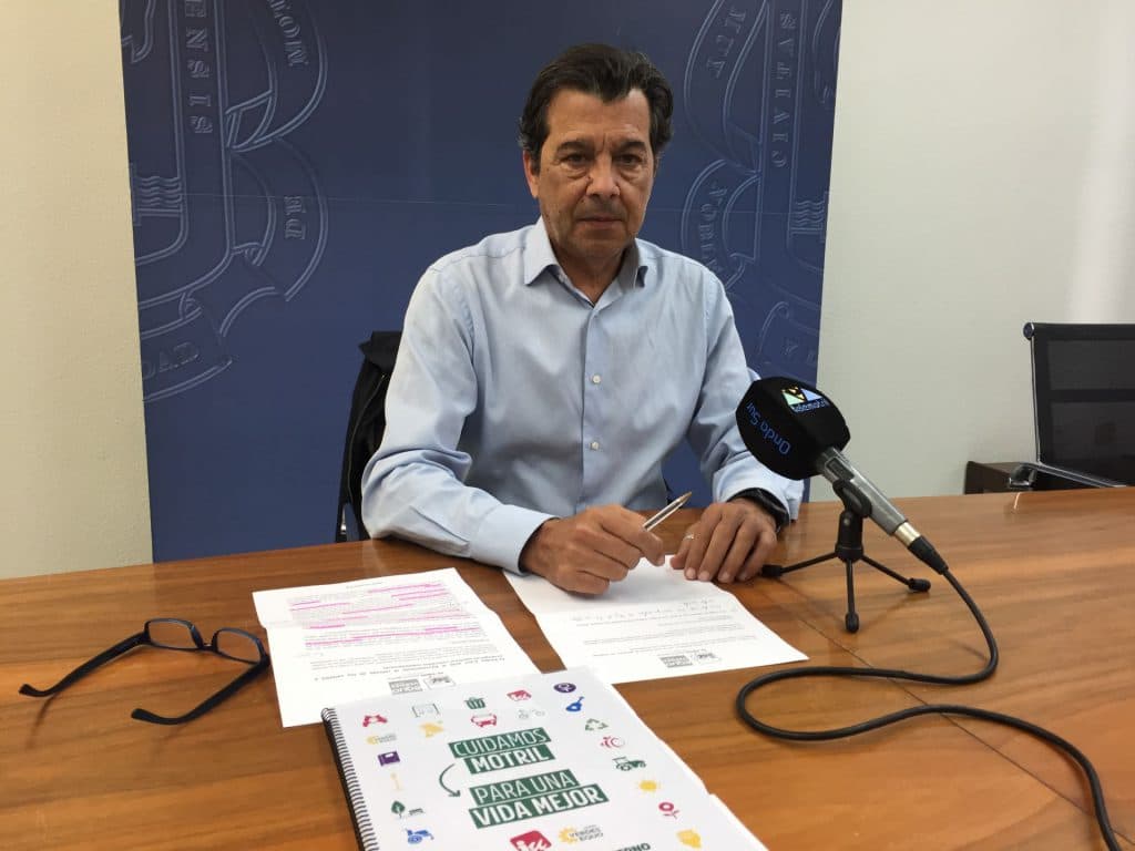 IU-Verdes Equo pide al Ayuntamiento la retirada de los carteles y propaganda electoral colocados indebidamente