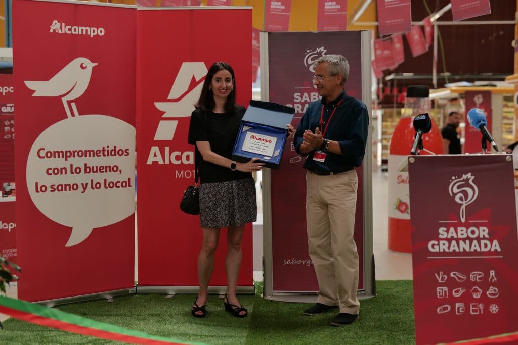 Diputación promociona los productos de la marca ‘Sabor Granada’ en los centros Alcampo de la provincia