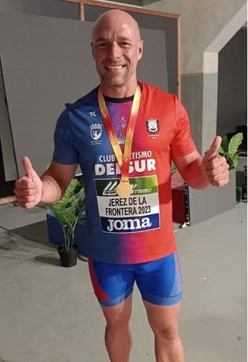 Domingo Lozano Millón, atleta de club atletismo Delsur – Cooperativa La Palma, campeón de España master