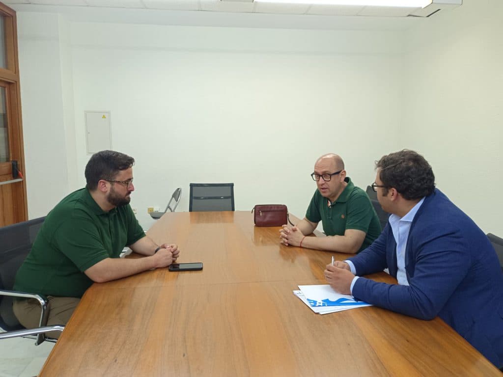 AECOST reclama actuaciones urgentes para «terminar con la suciedad y la basura»