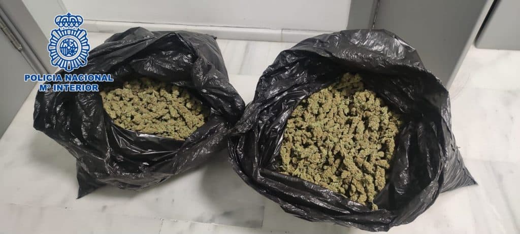 La Policía Nacional realiza 14 operaciones antidroga en Granada en el mes de junio donde se incautan cerca de 76 kilos de marihuana