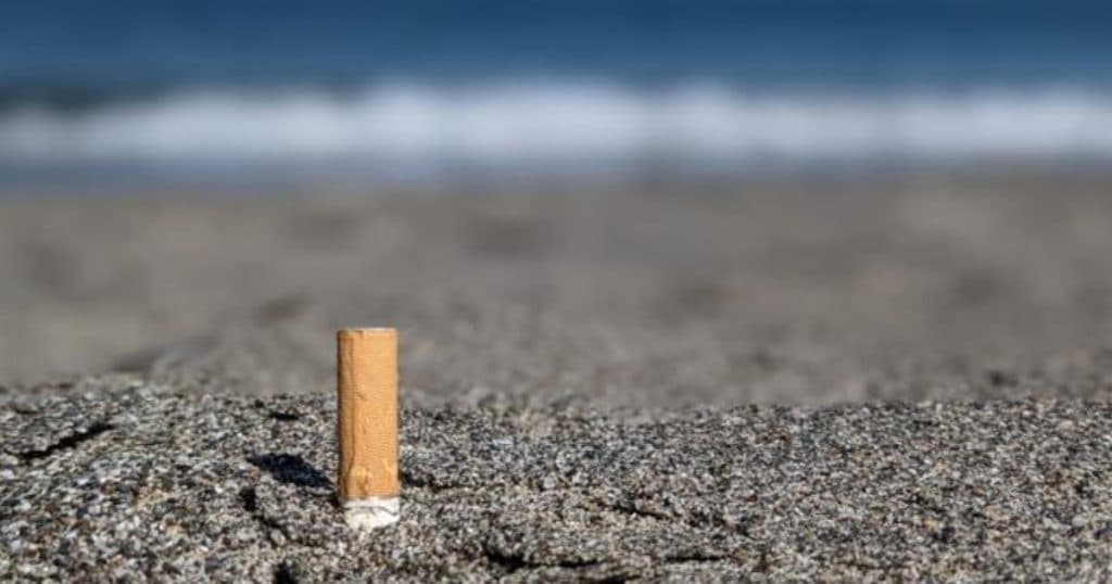 “Orillas sin colillas” en las playas de Castell de Ferro