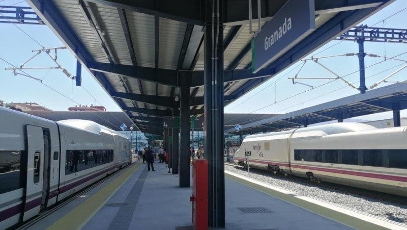 Renfe ha expedido en Granada 1.790 abonos gratuitos de Media Distancia