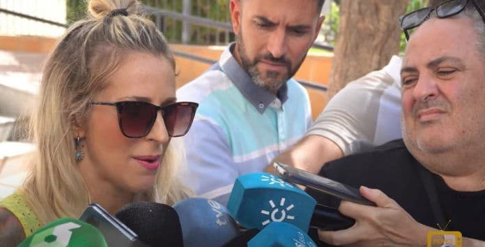 La madre de Luis Rubiales se encierra en huelga de hambre en la iglesia Divina Pastora de Motril