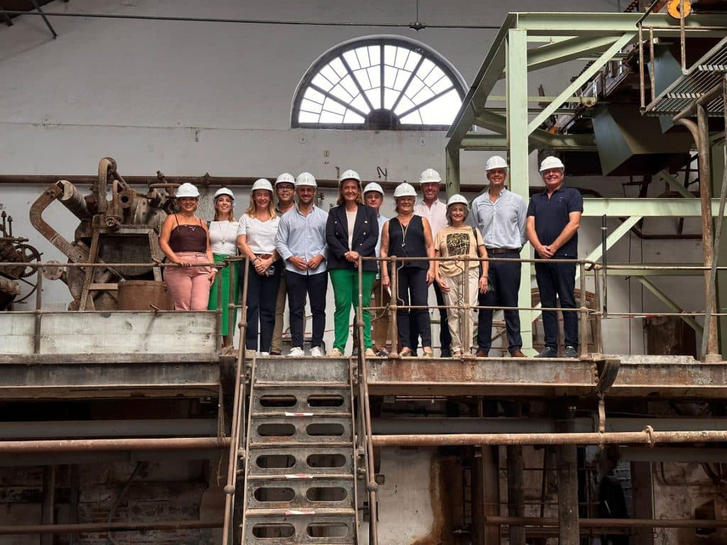 La Fábrica del Pilar abre sus puertas a la corporación municipal dentro del programa ‘Abierto por Obras’