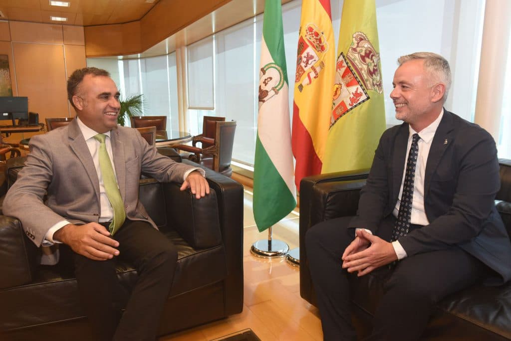 Rodríguez inicia el curso de la Diputación con una ronda de contactos con los grupos políticos