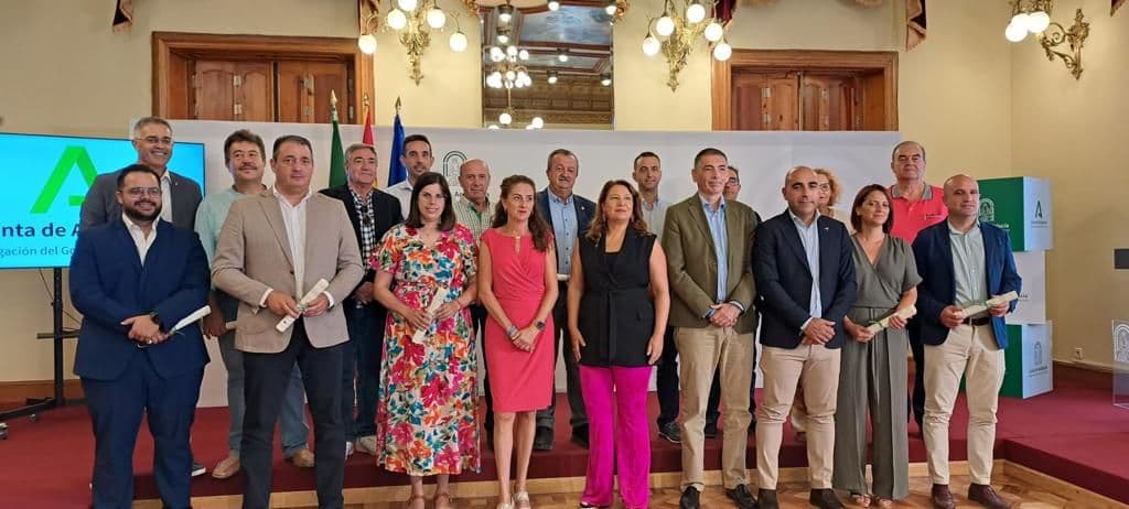 La Junta auxilia a ayuntamientos a modernizar sus redes para poner fin a las fugas de agua