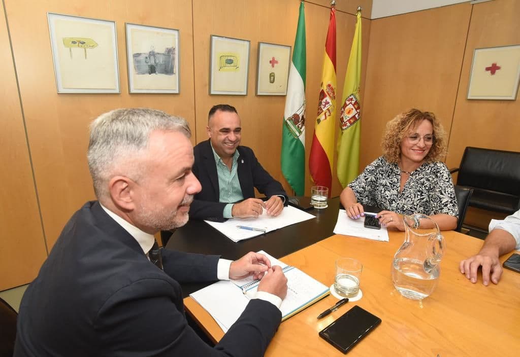 Diputación aprueba un Programa Especial de Urgencia Social que beneficiará a más de 4.000 vecinos de la provincia en situación de vulnerabilidad
