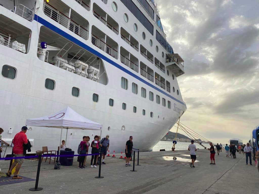 Atraca en el Puerto de Motril el segundo crucero, en 48 horas, en «la mejor temporada de la historia»