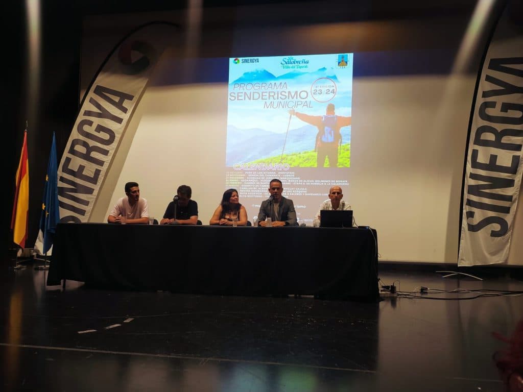 Abierto el plazo para participar en la VIII edición del Programa Municipal de Senderismo de Salobreña
