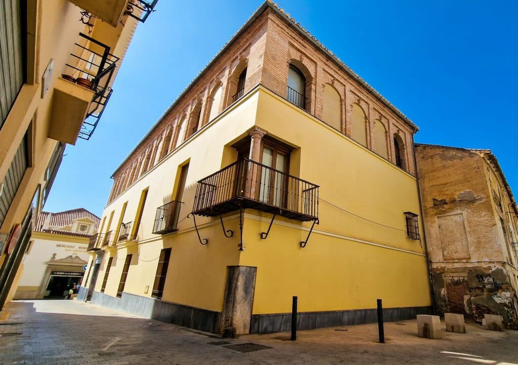Motril mejorará la iluminación exterior del Museo Hernández Quero y la calle Señor de Junes