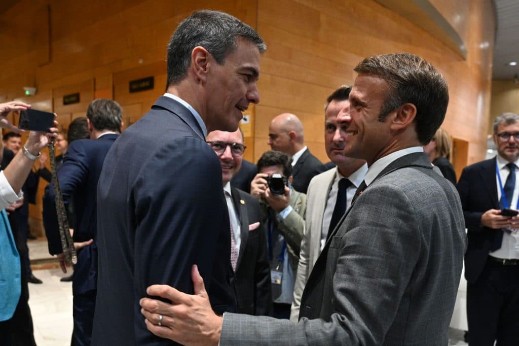 El presidente Sánchez reitera en la cumbre de Granada la importancia de reforzar, modernizar y revitalizar todas las instituciones multilaterales