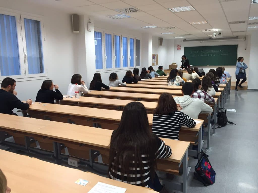Los primeros exámenes de la Oferta de Empleo Público de estabilización del SAS se celebrarán este sábado en sedes de Granada y Sevilla